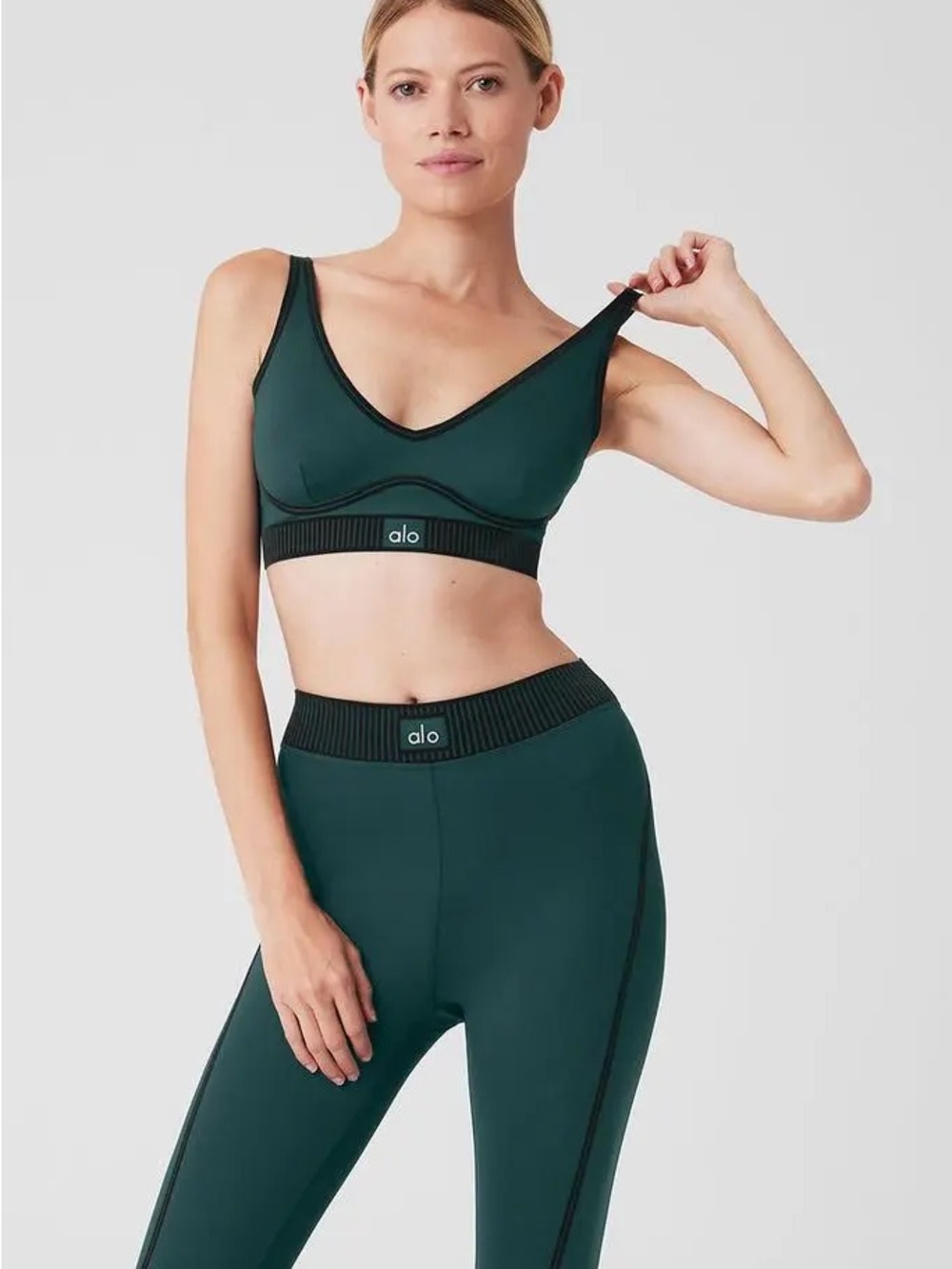 ALO Yoga | Airlift Bra & Leggings set in Midnight Green | S & XS - Picture 3 of 9